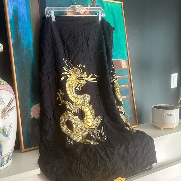 Y2K Black Wrap Around Skirt with Gold Dragon Motif One Size - Picture 6 of 12